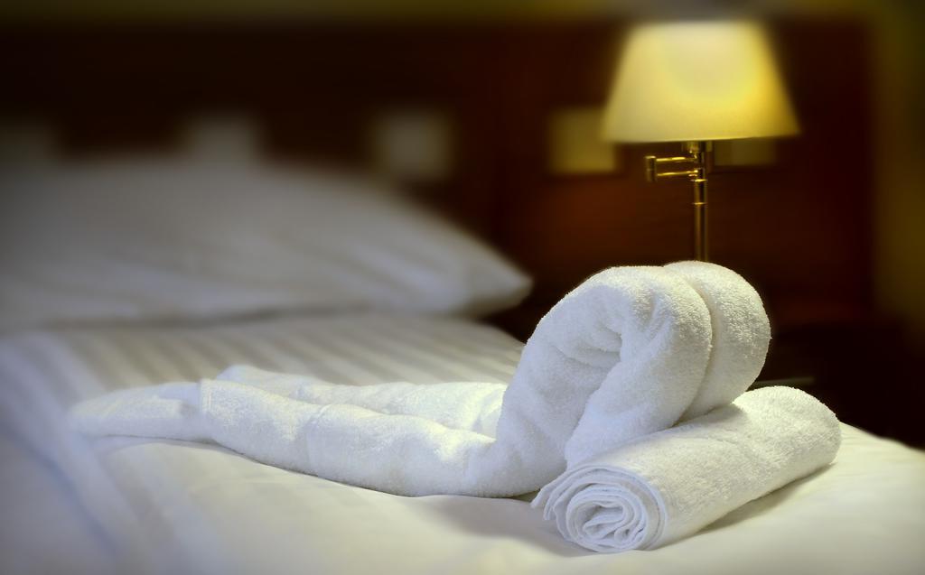 Hotel Pod Zelenym Dubem โบฮูมิน ภายนอก รูปภาพ